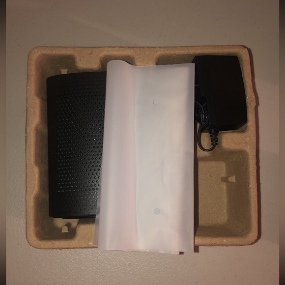 TP-LINK DOCSIS 3.0 CABLE MODEM(Model No. TC-7610) - Picture 6 of 9